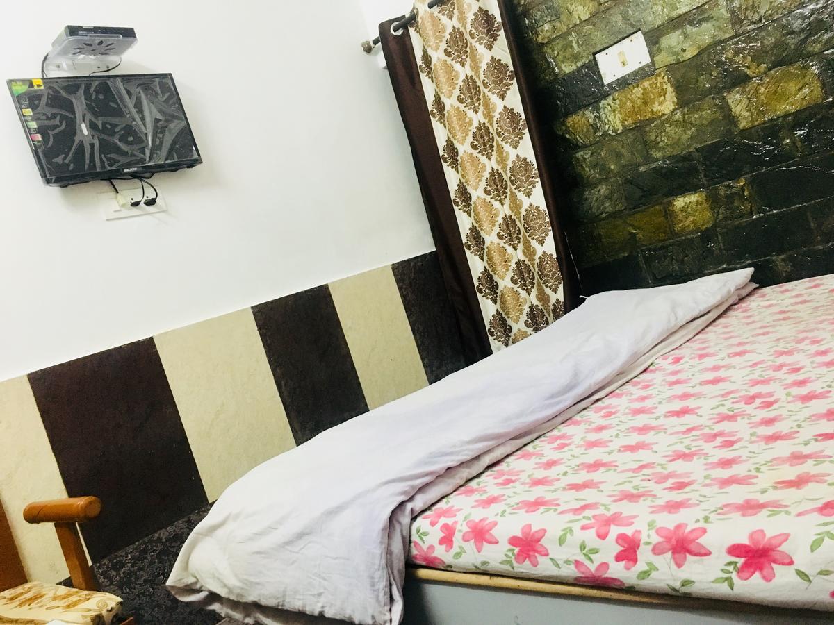Hotel Heritage Sanyam Nāhan Exteriör bild
