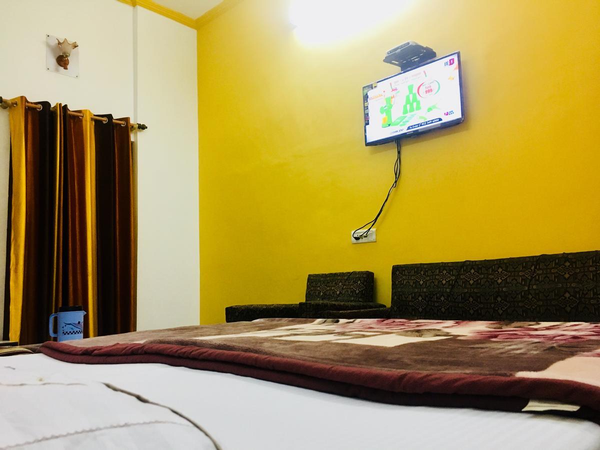 Hotel Heritage Sanyam Nāhan Exteriör bild