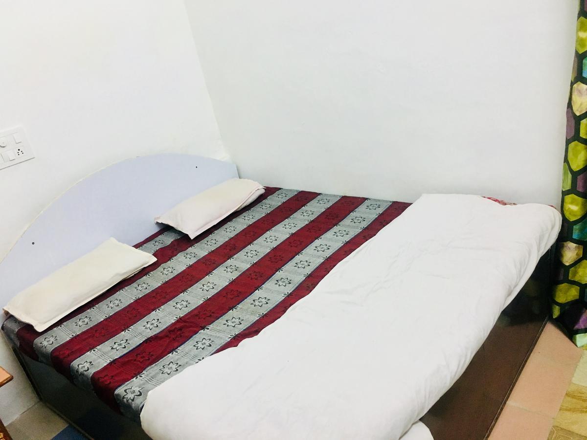 Hotel Heritage Sanyam Nāhan Exteriör bild